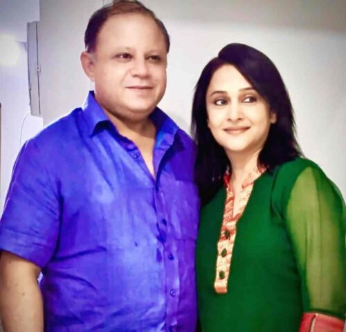 Family Father Name: Vijay Dev Mother Name: Veena Dev Sister Name: Madhura Husband Name: Ruchir Kulkarni Son: Virajas Kulkarni Daughter: N.A Affiar: Ruchir Kulkarni