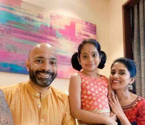 Sonali Kulkarni Family Photo