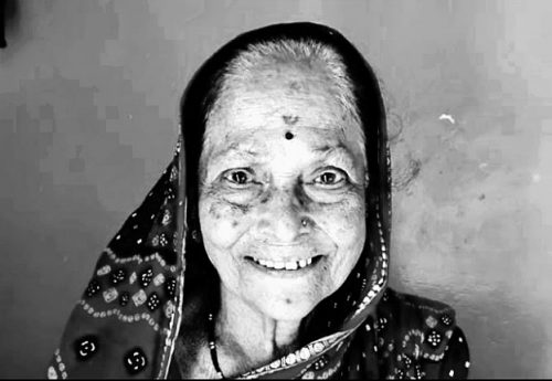 Dadu Indurikar's Wife's name is Sonabai Dadu Sarode