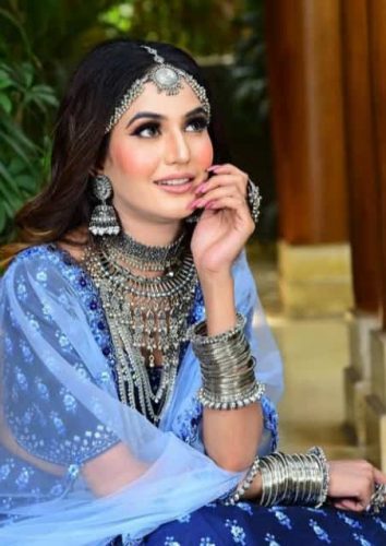 Khushi Chaudhary Net Worth, Age, Family, Boyfriend, Biography, and More