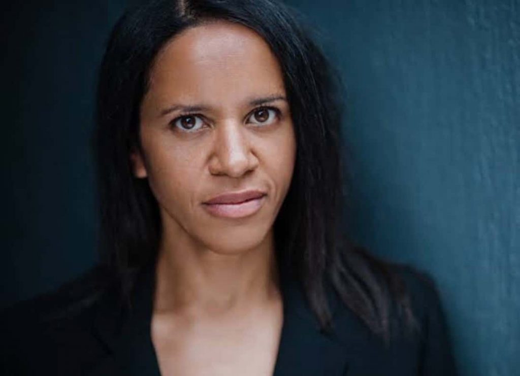 Sara Zwangobani