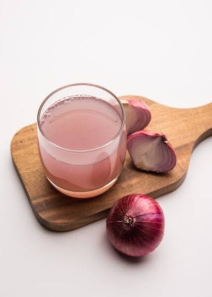 Benefits of Onion Juice for Hair Health